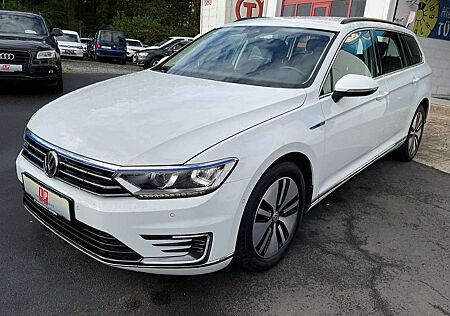 VW Passat Variant Volkswagen Passat GTE Hybrid Navi LED Standheizung AHK 1 Hd