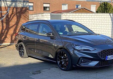 Ford Focus Turnier 2.3 EcoBoost S&S ST Garantie
