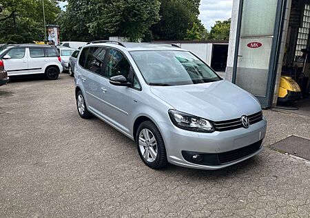 VW Touran Volkswagen 1.6 TDI Match BMT Navigation-Climatronic