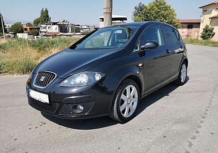Seat Altea 2.0 TDI DPF Stylance,6 Gang,17Zoll Alu