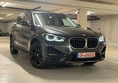 BMW X1 xDrive 25 e Sport Line*Garantie*H&K*ACC*KAM