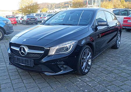 Mercedes-Benz CLA 180 Shooting Brake Urban Navi Kamera Xenon PDC"Automat