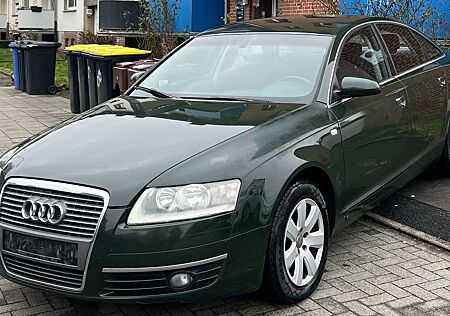 Audi A6 2.4 *TEMPO-AHK*