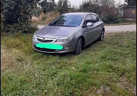 Opel Astra 1.4 Turbo Selection