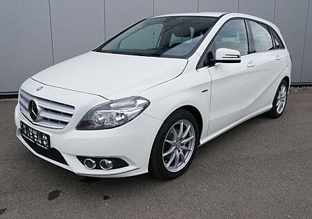Mercedes-Benz B 180 AUT. SHZ/PDC/AHK