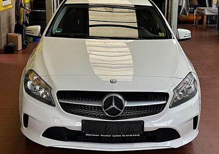 Mercedes-Benz A 180 CDI / d BlueEfficiency/Scheckheft/Navi