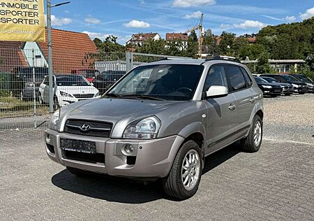 Hyundai TUCSON 2.7 GLS 4WD Leder Klimaauto AHK SHZ Euro4