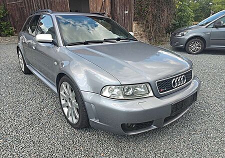 Audi RS4 2.7 quattro