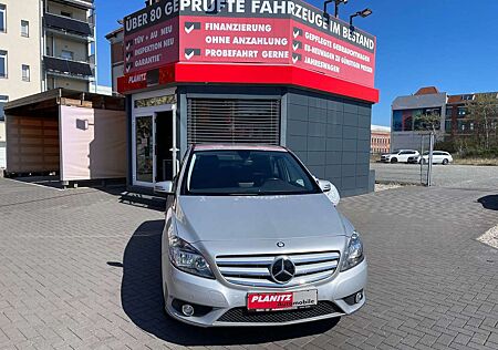 Mercedes-Benz B 200 (246.243)/Bluetooth/USB/Sitzheizung/PDC/Navi
