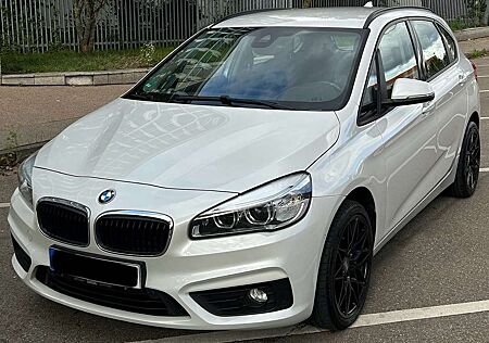 BMW 220i 220 2er Active Tourer