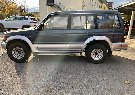 Mitsubishi Pajero 3000 V6GLS