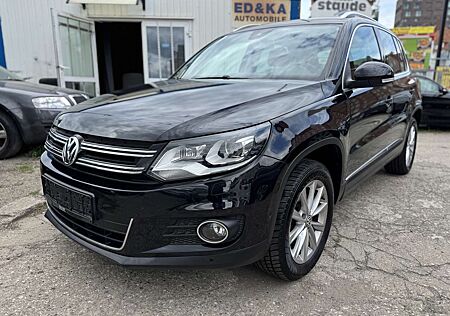 VW Tiguan Volkswagen 2.0 TSI 7G-DSG 4Motion Style/ NAVIGATION/ XENON