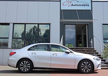 Mercedes-Benz A 200 d Autom. Night-Paket Sitzheizung Navi