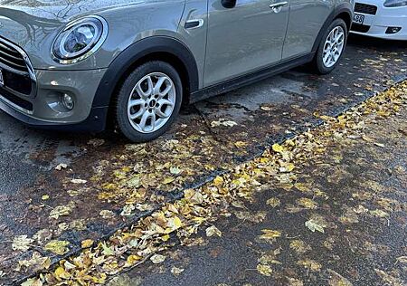 Mini Cooper D gebraucht kaufen Mini Cooper D | 5-Türer |Head-Up|Navi|Harman|Rückfahr