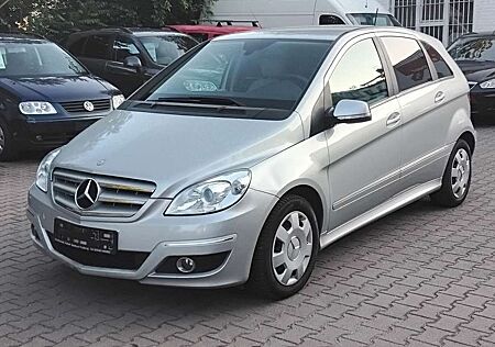 Mercedes-Benz B 180 B -Klasse CDI. Automatikgetriebe