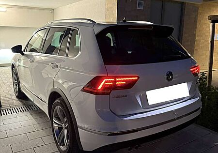VW Tiguan Volkswagen 2.0TDI R-LINE 4M KEYLESS/PANO/A.LED/HEADUP/ALU/AHK