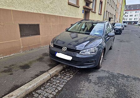 VW Golf Variant Volkswagen 1.6 TDI BlueMotion