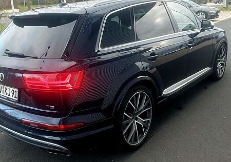 Audi SQ7 4.0 TDI quattro/Matrix/7xSitze/Bang&Olufsen/AHK