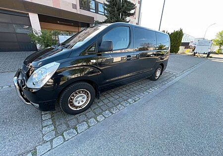 Hyundai H-1 Travel Comfort in guten Allgemeinzustand