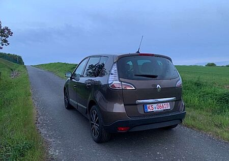 Renault Scenic BOSE EditionIII Leder Navi-Automatik-Kamera-Topzst