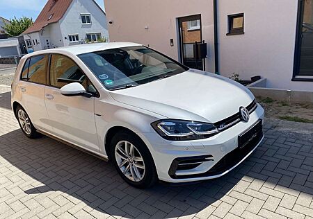 VW Golf Volkswagen VII Lim. DSG R Line Virtual*LED*Kamera