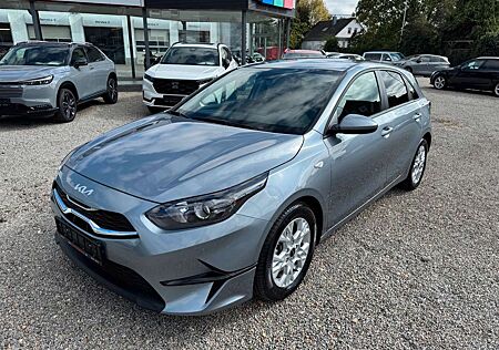 Kia Cee'd Ceed / 1.0 T-GDI Prestige