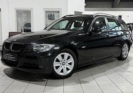 BMW 320 i Touring LEDER NAVI PANORAMA GRA AHK