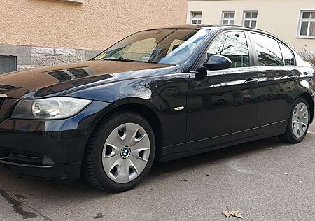 BMW 320i 320