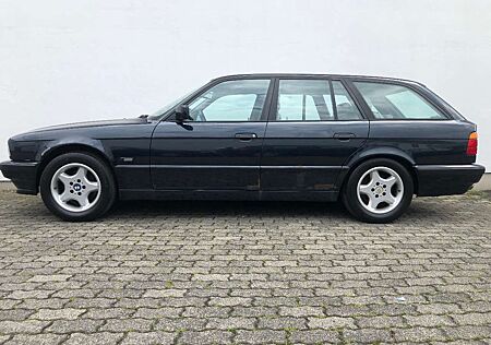 BMW 520i 520 E34 touring Executive Klima/Leder/Alufelgen..