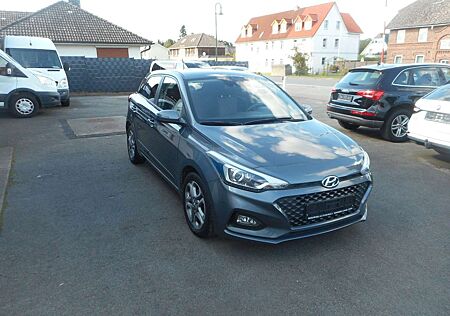 Hyundai i20 Style Klimaa Kamera LED Apple CarPlay SHZ