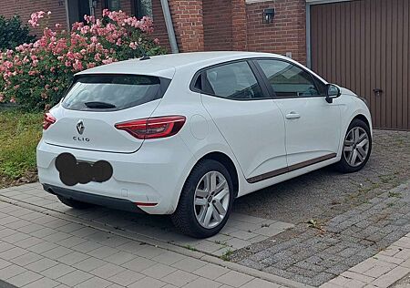 Renault Clio TCe 100EXPERIENCE