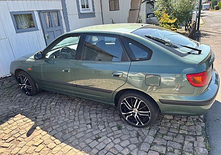 Hyundai ELANTRA 1.6i GLS