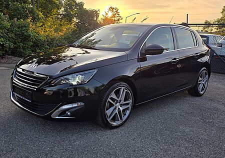 Peugeot 308 1.6 HDI Sport Limousine Allure Xenon Kamara Naviga