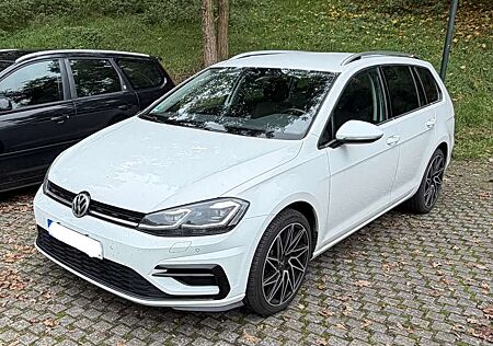 VW Golf Variant gebraucht kaufen VW Golf Variant Volkswagen Volkswagen Golf 7 Variant 2.0 TDI DSG Highline