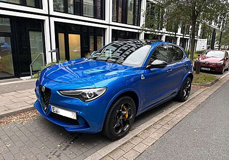 Alfa Romeo Stelvio V6 2.9 Bi-Turbo AT8-Q4Quadrifoglio