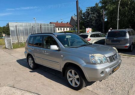 Nissan X-Trail 4x4 elegance 2 L *AUTOMATIK*PANORAMA*