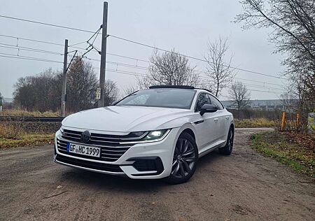 VW Arteon Volkswagen 2.0 TSI DSG R-Line Pano Tempo DSG