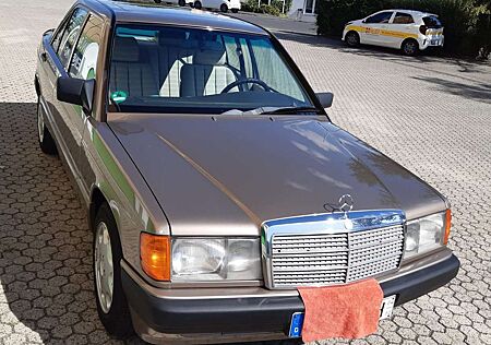 Mercedes-Benz 190 E mit H-Kennzeichen