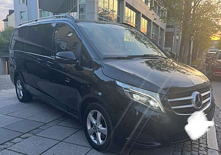 Mercedes-Benz V 250 (BlueTEC) d lang 4Matic 7G-TRONIC