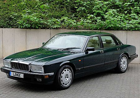 Jaguar XJR Neuwertiger XJ-R in makellosem Zustand !!!!