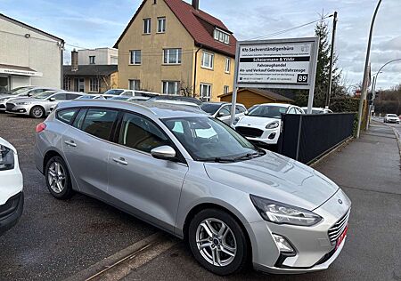 Ford Focus Cool Autom. LED PTS Navi AHK Sizhg