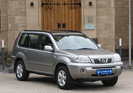 Nissan X-Trail *LEDER*4X4*AHK*PANO*S.HEIZUNG*PDC*