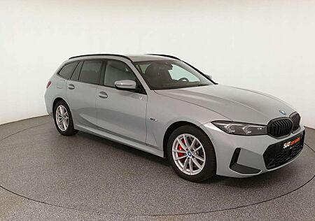 BMW 330 e M Sport Pro ACC|Nav|ParkAs+Kam|Pano|elS|AHK