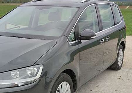 VW Sharan Volkswagen 2.0 TDI DSG (BlueMotion Technology) Comfortline