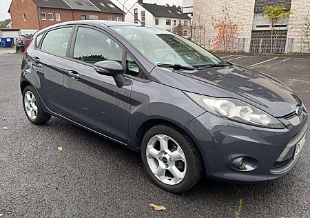 Ford Fiesta 1.25 Trend 5-Türer 2.Hd Service+Zahnriemen neu