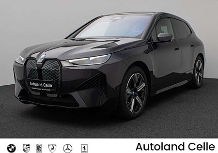 BMW iX xD40 Sport DAB SoftClose SkyLounge H K 21Zoll