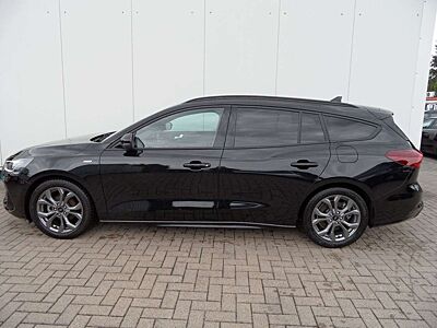 Ford Focus Turnier ST-Line X+Cam+Panoramadach+AHK+AT