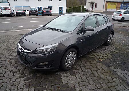 Opel Astra Fließheck 5-Türer 1.6 Active