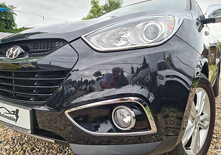 Hyundai iX35 2.0 Style 2WD * LEDER/ KLIMAAUT./ SHZ V+H *