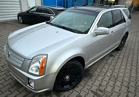 Cadillac SRX V8 AWD Sport Luxury Bose Gas-Anlage